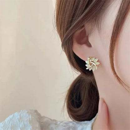 Elegant and Exquisite Opal Petal Circle Stud Earrings For Woman 2020 New Classic Jewelry Luxury Party Girl&