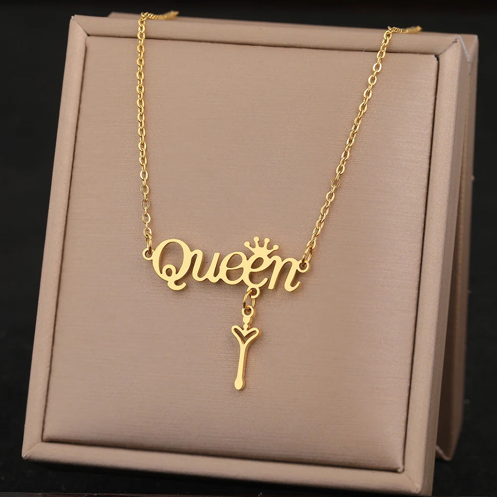 Stainless Steel Necklaces Letter Love Queen Crown Key Delicate Pendants Choker Lady Chains Necklace For Women Jewelry Wedding