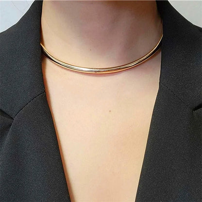 Simple Metal Collar Women&